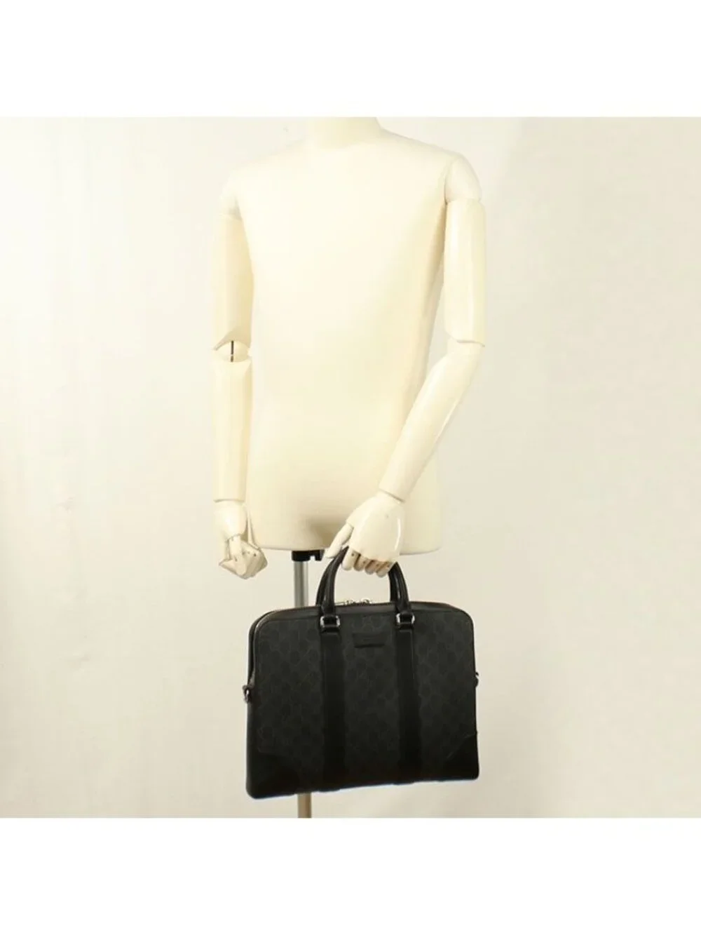 Gucci 2-Way GG Supreme Briefcase